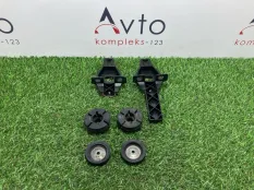 Крепление радиатора Audi A4