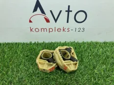 Крепление радиатора Audi A1