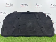 Шумоизоляция капота Audi A4