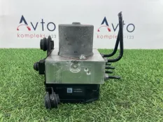 Блок abs (насос) Audi Q3