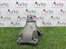 Кронштейн двигателя Audi A6