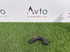 Патрубок системы охлаждения Volkswagen Touareg