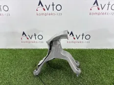 Кронштейн двигателя Audi A5