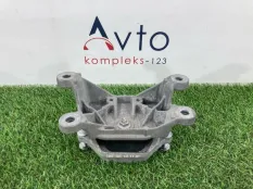 Подушка АКПП Audi A4