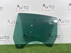 Стекло двери Volkswagen Passat CC