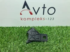 Кронштейн фары Audi A4