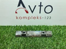 Кронштейн выпускного коллектора Audi Q3