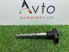 Катушка зажигания Audi Q3