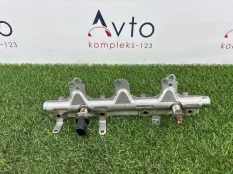 Рейка топливная (рампа) Volkswagen Tiguan