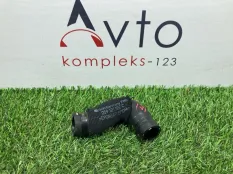 Патрубок системы охлаждения Audi Q5