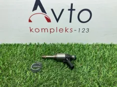 Форсунка инжекторная Audi Q3