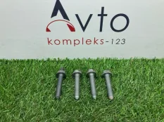 Болт кронштейна АКПП Volkswagen Tiguan