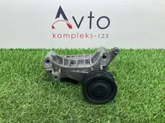 Кронштейн генератора Audi Q5