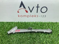 Кронштейн впускного коллектора Audi A4