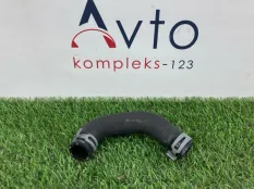 Патрубок системы охлаждения Skoda Superb