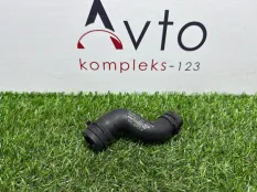 Патрубок системы охлаждения Volkswagen Caddy Maxi