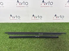 Молдинг стекла Audi A1