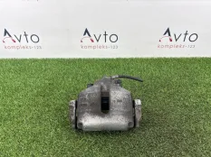 Суппорт тормозной Volkswagen Passat CC