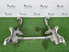 Подрамник Audi A4