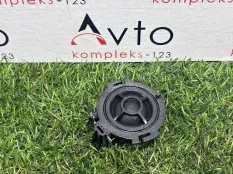 Динамик Audi A4