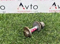 Болт развальный Audi Q5