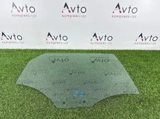 Стекло двери Audi Q5