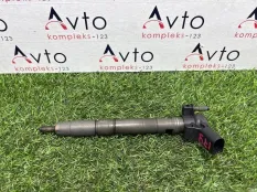 Форсунка топливная Skoda Superb