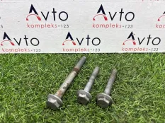 Болт подвески Skoda Superb