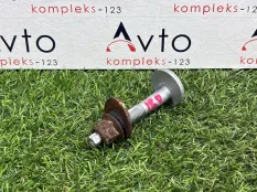 Болт развальный Volkswagen Tiguan