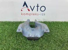 Кронштейн двигателя Audi A4