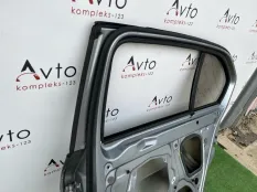 Дверь Skoda Superb