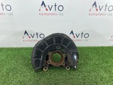 Кулак поворотный Volkswagen Caddy