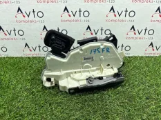 Замок двери Skoda Fabia