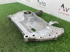 Подрамник Skoda Superb