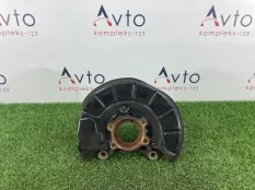 Кулак поворотный Skoda Superb