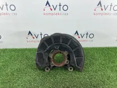 Кулак поворотный Volkswagen Caddy