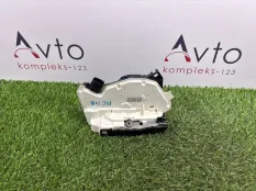 Замок двери Volkswagen Tiguan