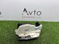 Замок двери Volkswagen Tiguan