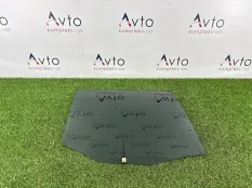 Стекло двери Volkswagen Tiguan