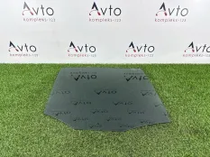 Стекло двери Volkswagen Tiguan