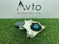 Моторчик стеклоподъемника Audi Q5