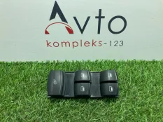Блок управления стеклоподъемниками Audi A3