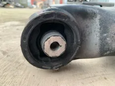 Балка подвески Audi A1