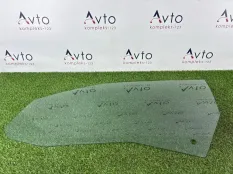 Стекло двери Audi A3