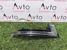Повторитель поворота в зеркало Audi A3