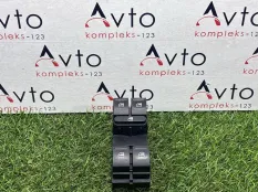 Блок управления стеклоподъемниками Skoda Superb