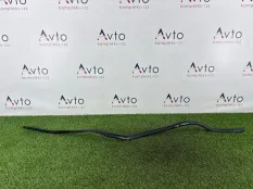 Уплотнитель капота Volkswagen Tiguan