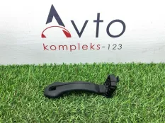 Ручка двери багажника Skoda Rapid