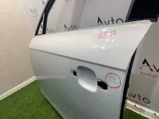 Дверь Audi A4