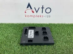 Блок управления бортовой сети Audi A4